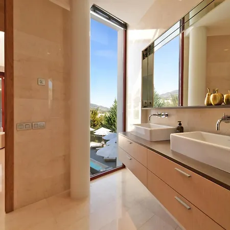House Pentri Milla De Oro Private Pool 14-16guests בית נופש