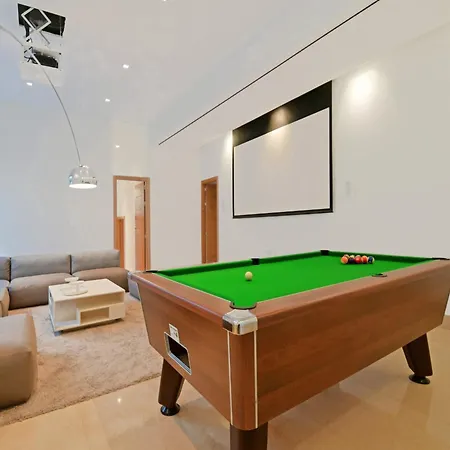 House Pentri Milla De Oro Private Pool 14-16guests בית נופש *