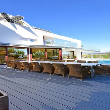 House Pentri Milla De Oro Private Pool 14-16guests * Marbella