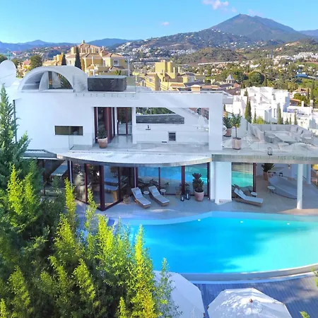 House Pentri Milla De Oro Private Pool 14-16guests בית נופש